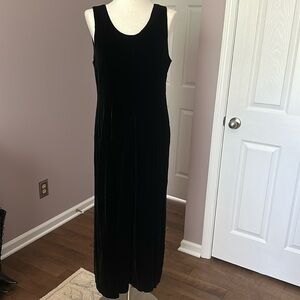 Laura Ashley vintage black velvet beautiful maxi dress, size 10